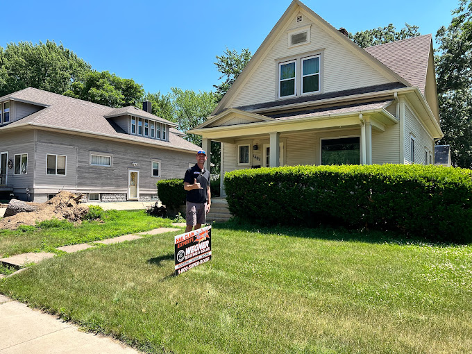 Sioux Falls Roofing Company photo