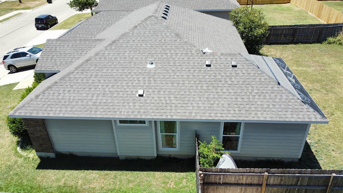 Sioux Falls Roofing Company photo