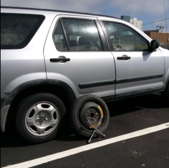 Skylarkz Flat Tire Repairs – Fast & Reliable Roadside Assistance photo