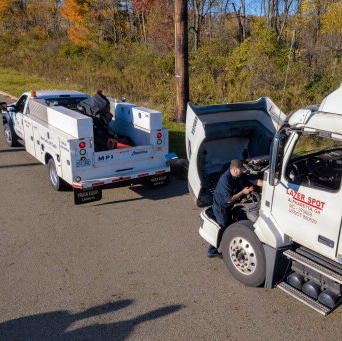 SNAP Towing - Reliable Heavy-Duty Towing Across Four States photo