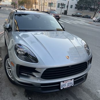 Spray Clean Car Wash: Quick and Efficient Car Wash Services photo