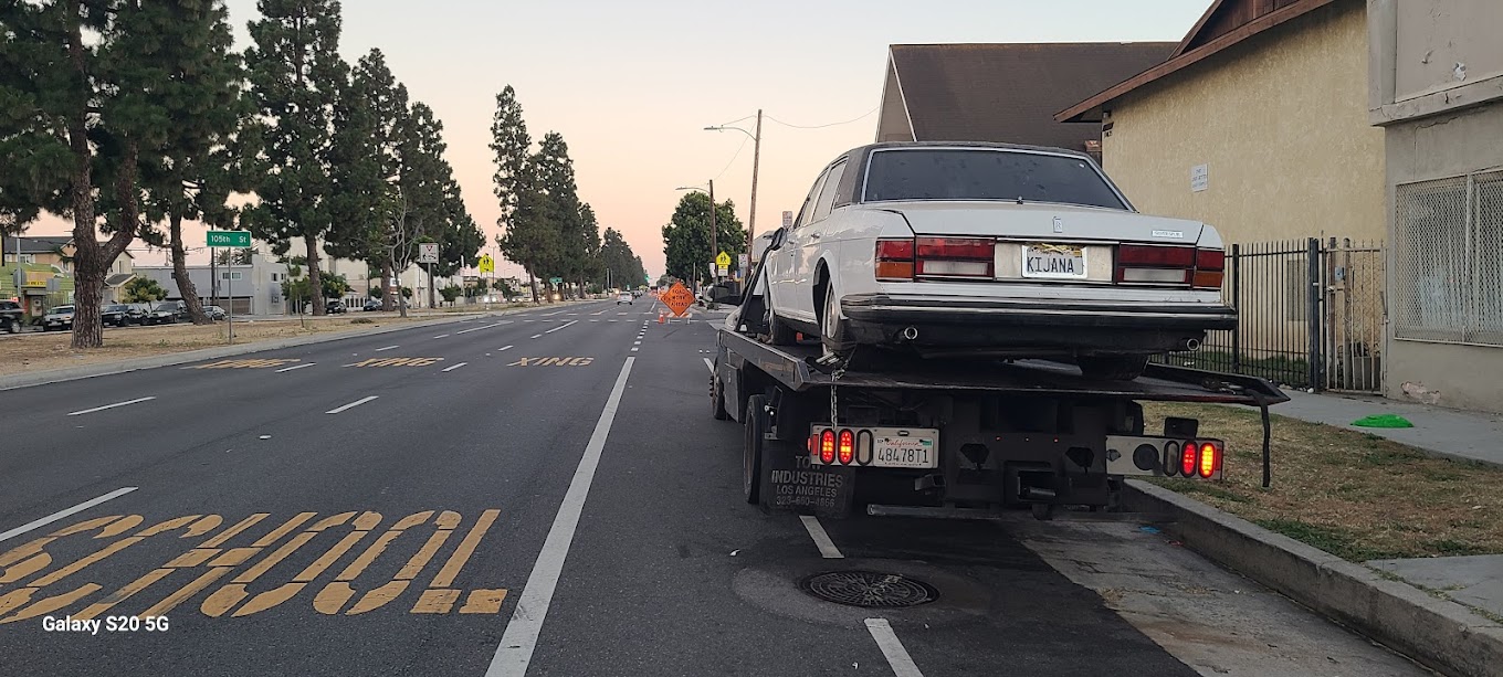 S&S Fast Towing Services in Los Angeles, CA - 24/7 Roadside Assistance photo
