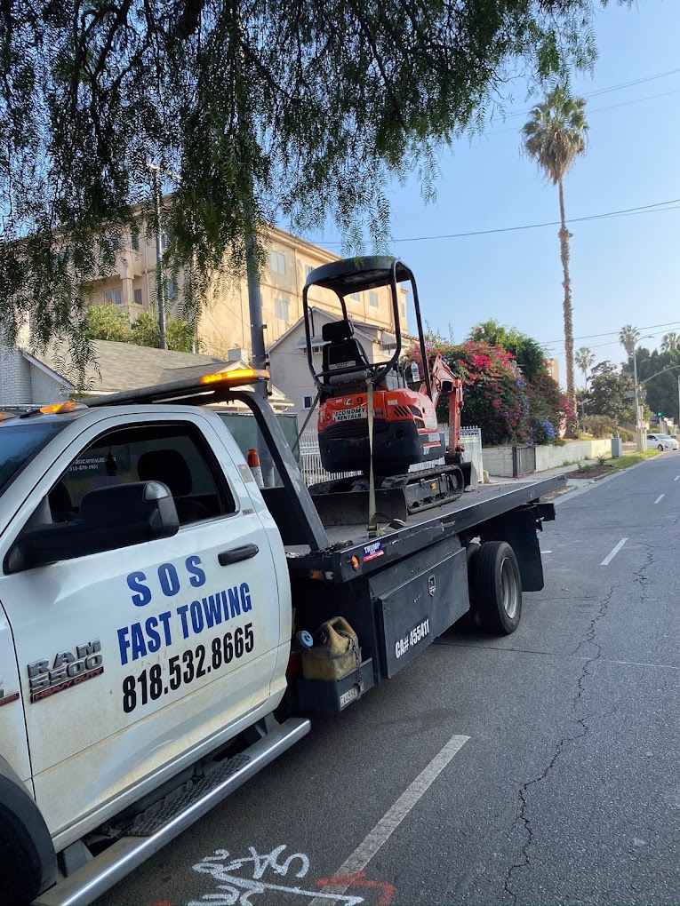 S&S Fast Towing Services in Los Angeles, CA - 24/7 Roadside Assistance