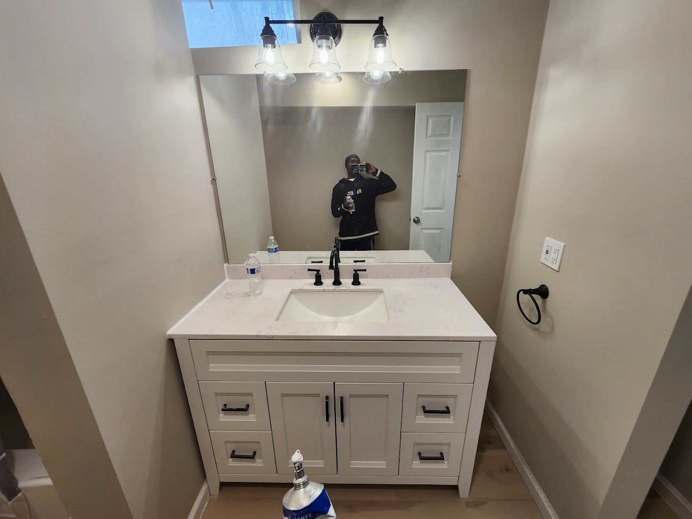 Teruel The Best Handyman LLC - Reliable Home Improvement Experts photo