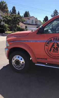 Twin Panther Emergency Towing Service – San Diego, CA photo
